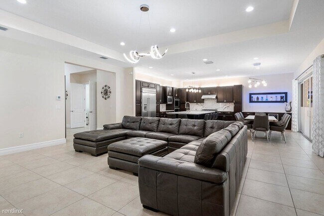 Foto del edificio - 5 br, 5.5 bath House - 11800 Windy Forest Way