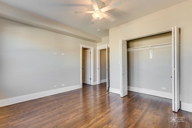 Foto del edificio - 2609 W Lawrence Ave