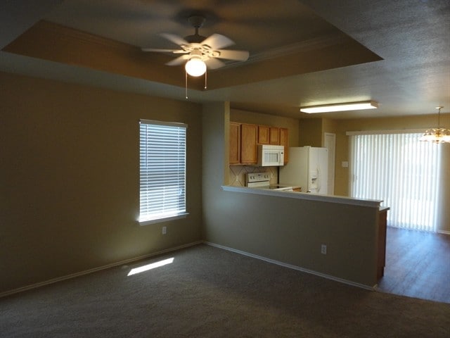 Building Photo - 307 Quail Hollow Dr