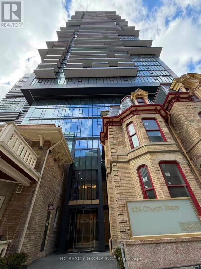 Building Photo - 634 Church St