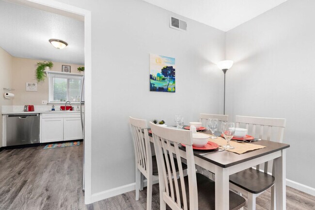 Foto del edificio - Broadway Ridge