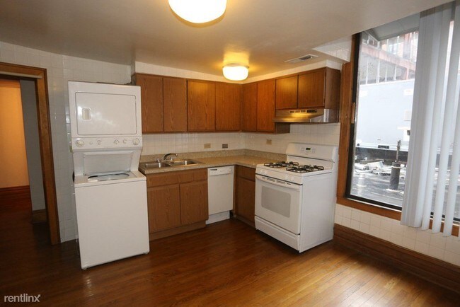 Foto del edificio - 506 W Diversey