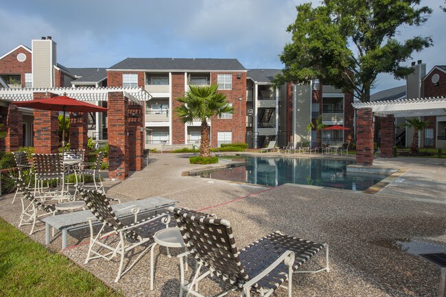 West Oaks Landing Apartments Houston, TX