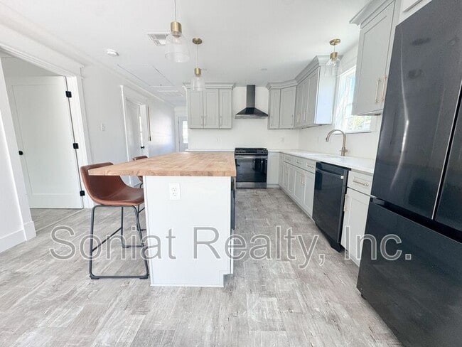 Photo - 233-235 Jefferson Heights Ave House