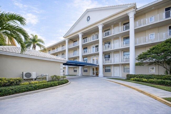 Foto del edificio - 3515 Village Blvd