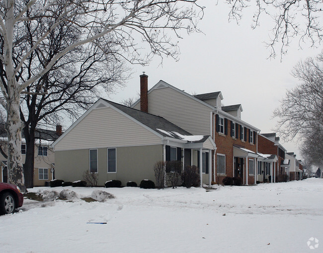 Foto del edificio - Leavitt Homes