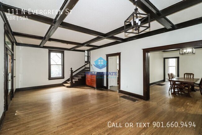 Foto del edificio - 111 N Evergreen St