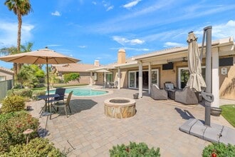 Building Photo - 45553 Meadow Lake Dr