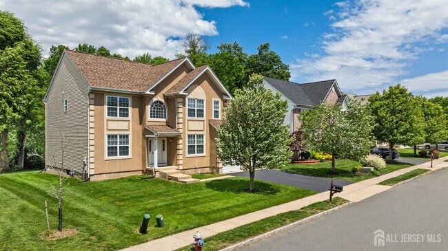 Building Photo - 13 Goldstar Dr