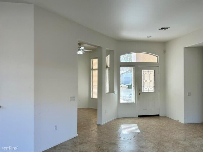 Building Photo - 2 br, 2 bath House - 78308 Sunrise Canyon Ave