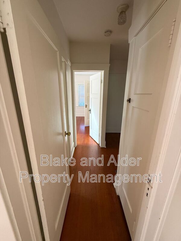 Foto del edificio - 2825 NE 27th Ave