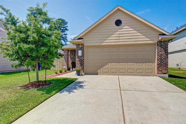 Building Photo - 21443 Palma Grove Way