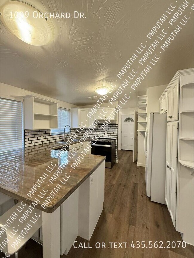 Foto del edificio - 1009 Orchard Dr