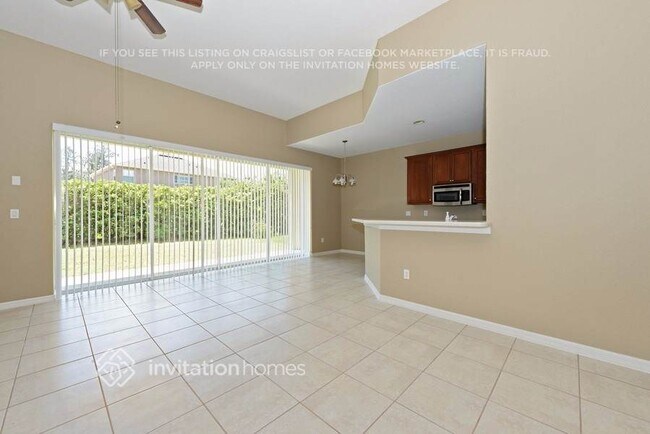 Foto del edificio - 27042 Firebush Dr