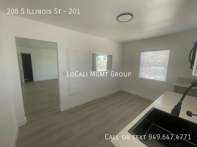 Building Photo - 208 S Illinois St