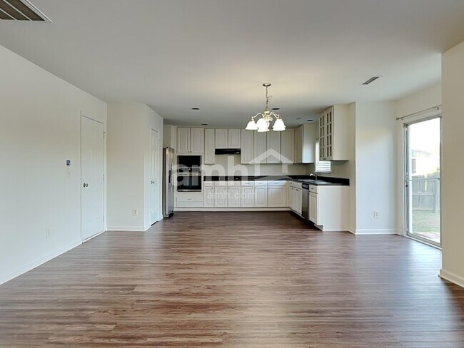 Foto del edificio - 204 Edgecroft Way