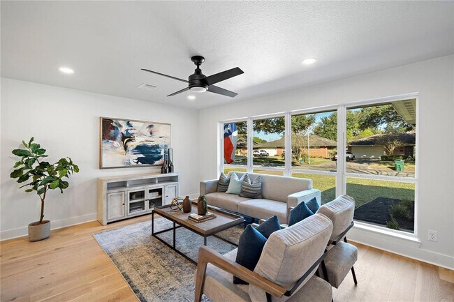 Foto del edificio - 4529 Waycross Dr