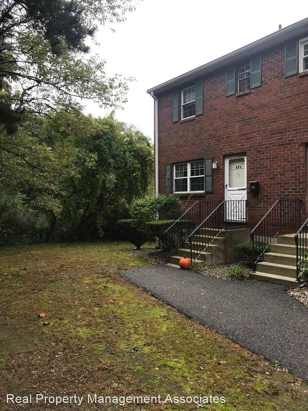 Primary Photo - 2 br, 1 bath House - 207 Samoset St AT-1
