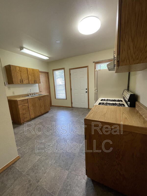 Foto del edificio - 1420 E 16th Ave
