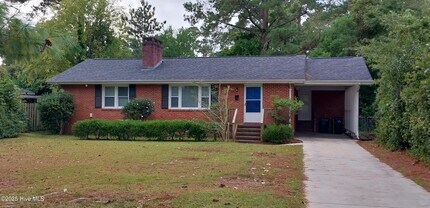 Building Photo - 705 N Grace Ave