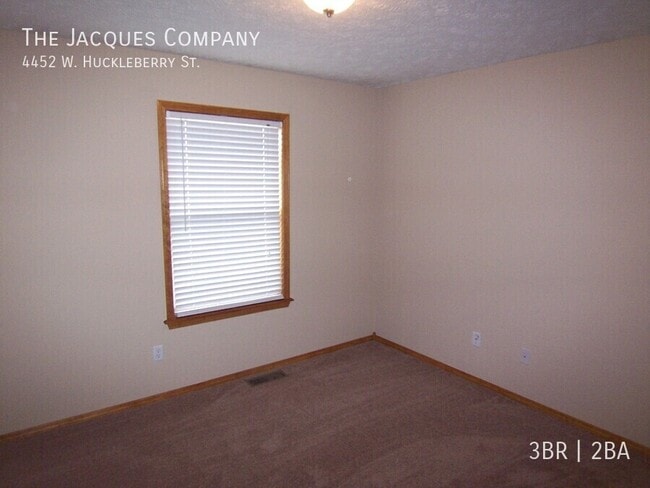 Building Photo - 4452 W Huckleberry St
