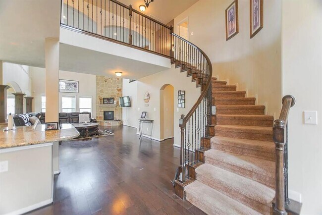 Foto del edificio - 8133 Tranquil Lake Way