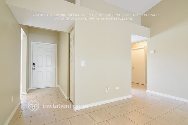 Building Photo - 1330 Coolmont Dr