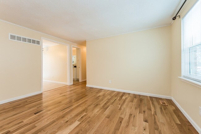 Foto del edificio - 5919 NE 45th St