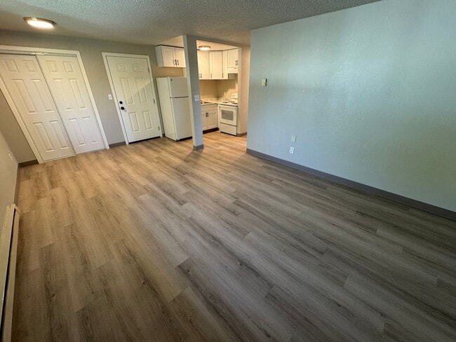 Building Photo - (248) BeVille Apartments -  1 Bedroom / 1 ...