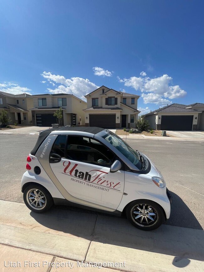 Foto del edificio - 4 br, 2.5 bath House - 1358 E White Hollow...