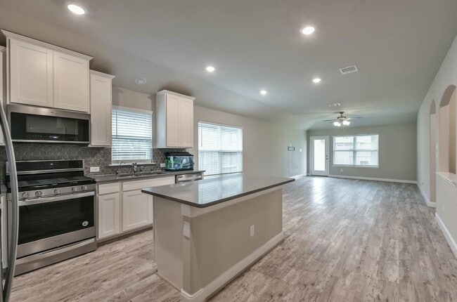 Building Photo - 11210 Pavonia Creek Ct