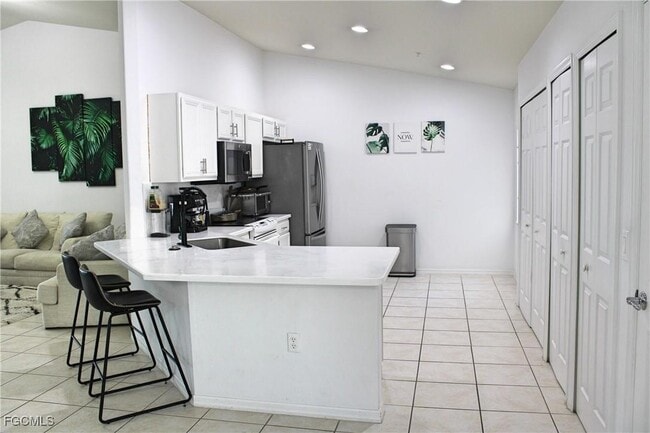 Building Photo - 11620 Navarro Way