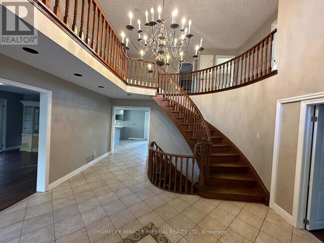 Building Photo - 4 Bellini Ave