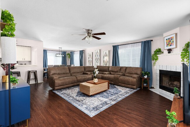 Foto del edificio - 7906 Briarton Dr