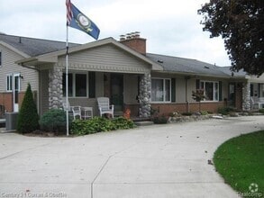 Building Photo - 11328 Kingsley Dr