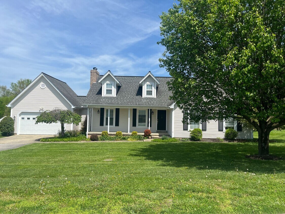 Primary Photo - Three Bedroom Home in London, KY