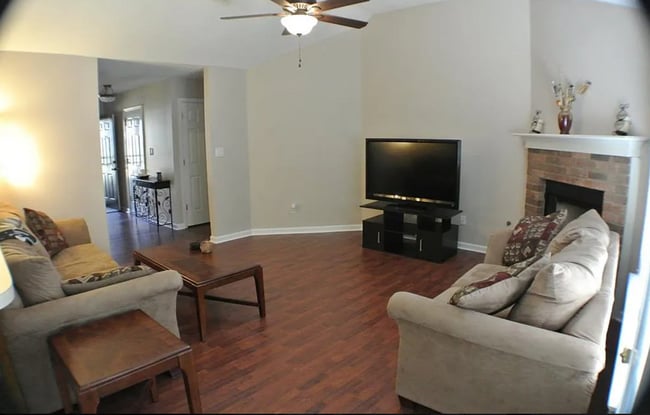 Building Photo - 9067 Valkrie Ln