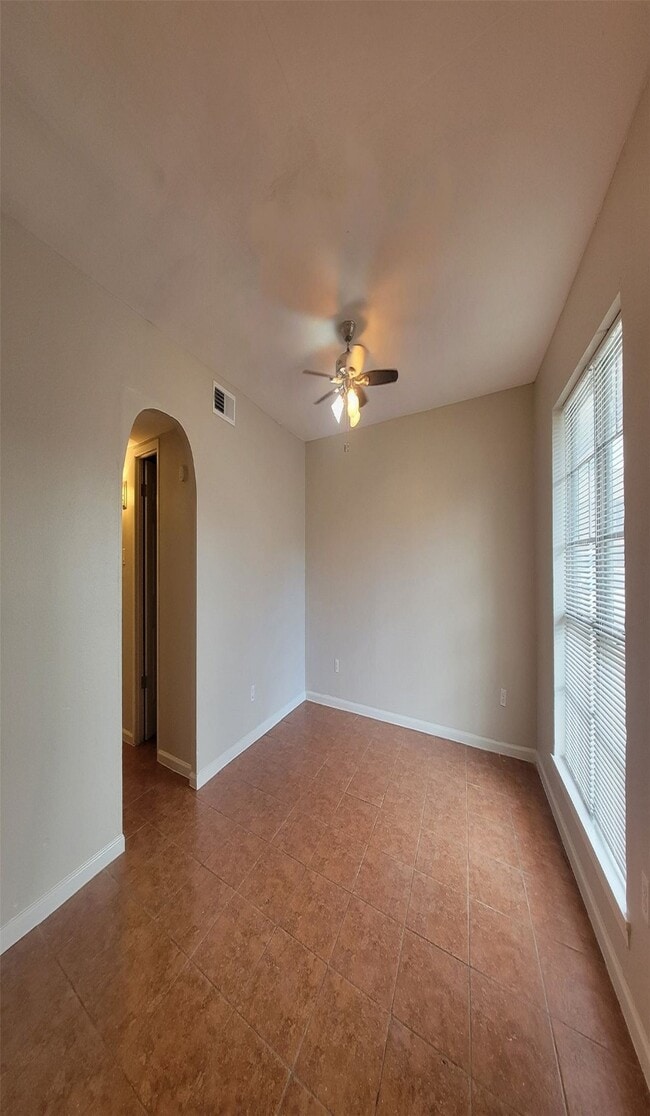 Building Photo - 7301 Jensen Dr