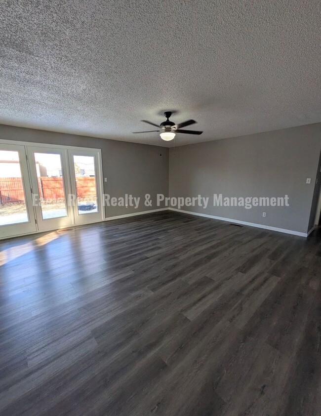 Building Photo - East Tulsa House for Rent (3beds/1.5baths)