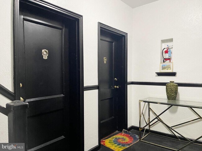 Foto del edificio - 4029 Benton St NW
