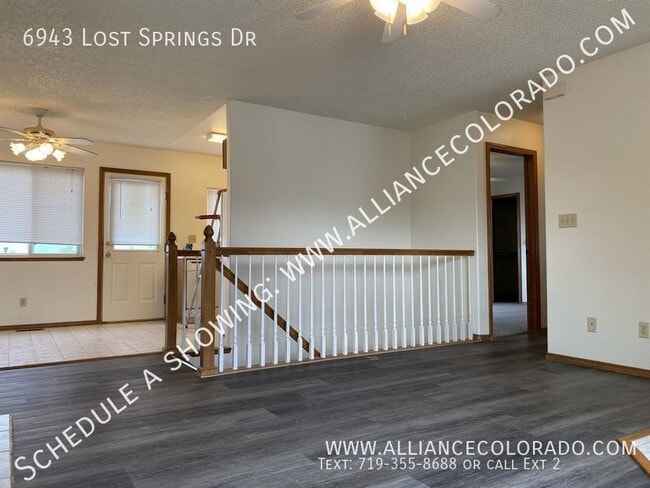 Building Photo - 6943 Lost Springs Dr