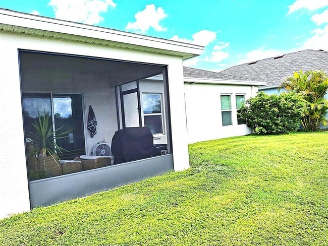 Building Photo - 4840 Reisswood Lp