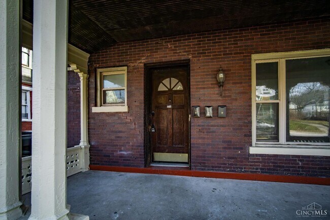 Foto del edificio - 2218 Highland Ave