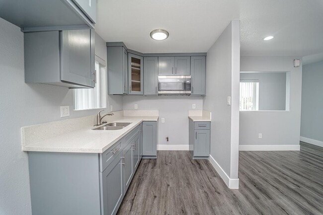 Building Photo - 1309 E Pacific Coast Hwy