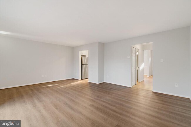 Foto del edificio - 432 Colonial Ridge Ln
