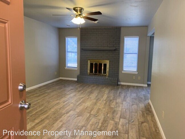 Foto del edificio - 3 br, 2 bath House - 2865 N. Sunny Lane