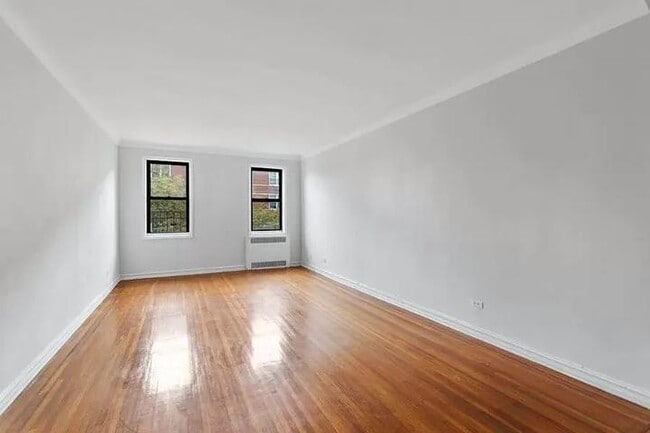 Foto del edificio - 811 Cortelyou Rd