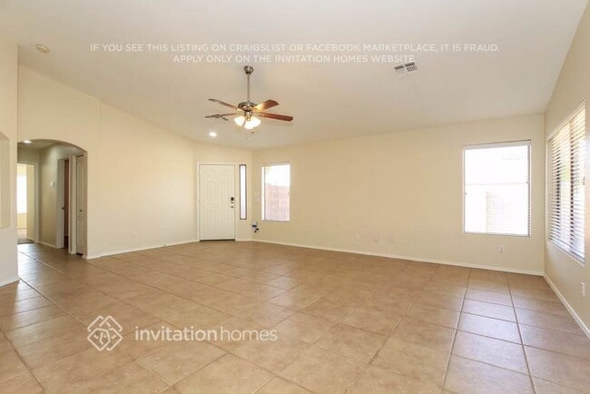 Building Photo - 15838 W Tara Ln