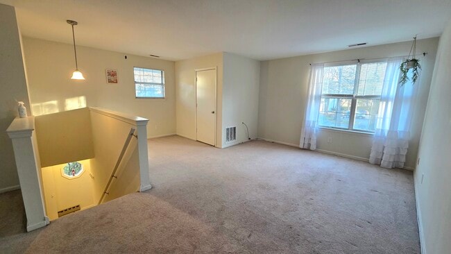 Building Photo - 853 Fishers Creek Rd