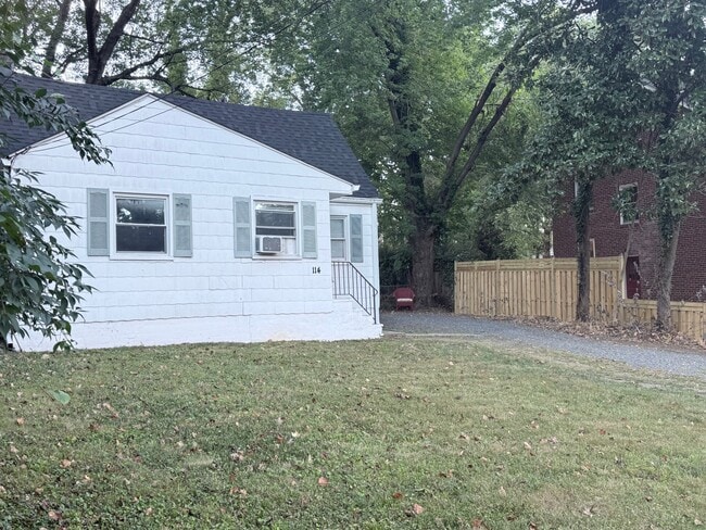 Photo - 114 S Lee St House